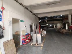 Gul Drive (D22), Factory #464818911